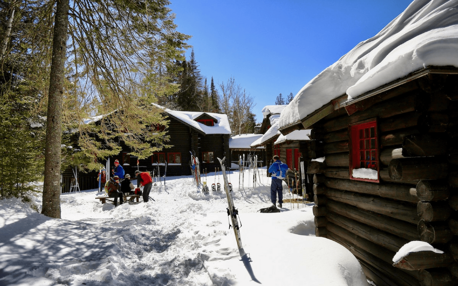 XC-Skiing to Camp Santanoni - Pure Adirondacks