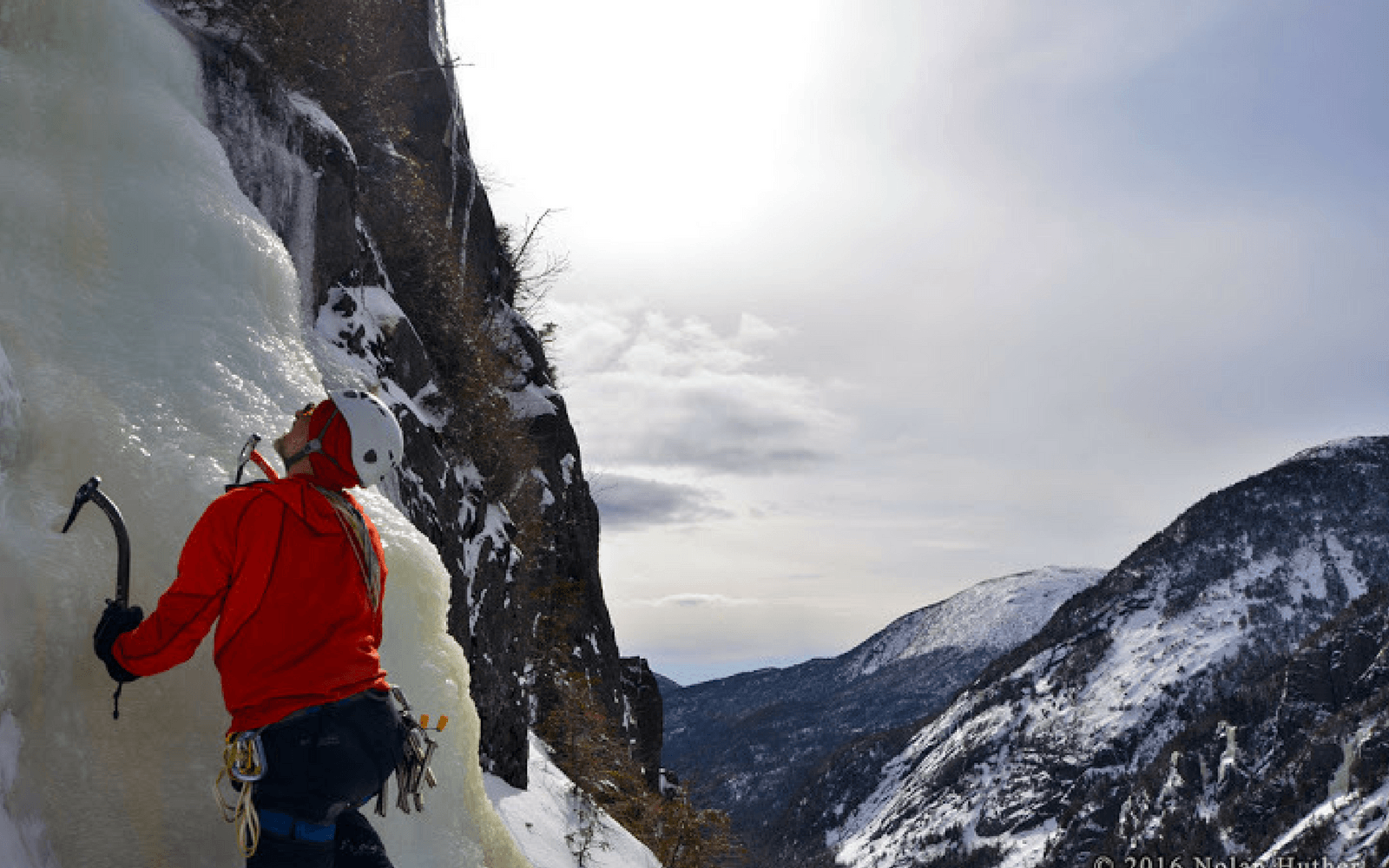 Ice Climbing Experience in Panther Gorge - Pure Adirondacks